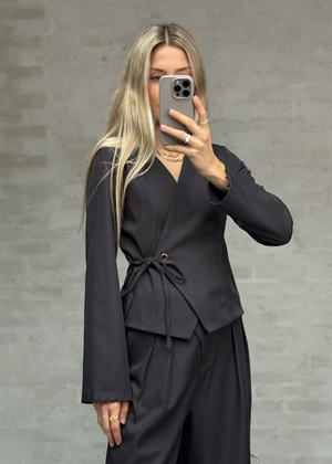 Simmi eyelet blouse Dark Grey Neo Noir